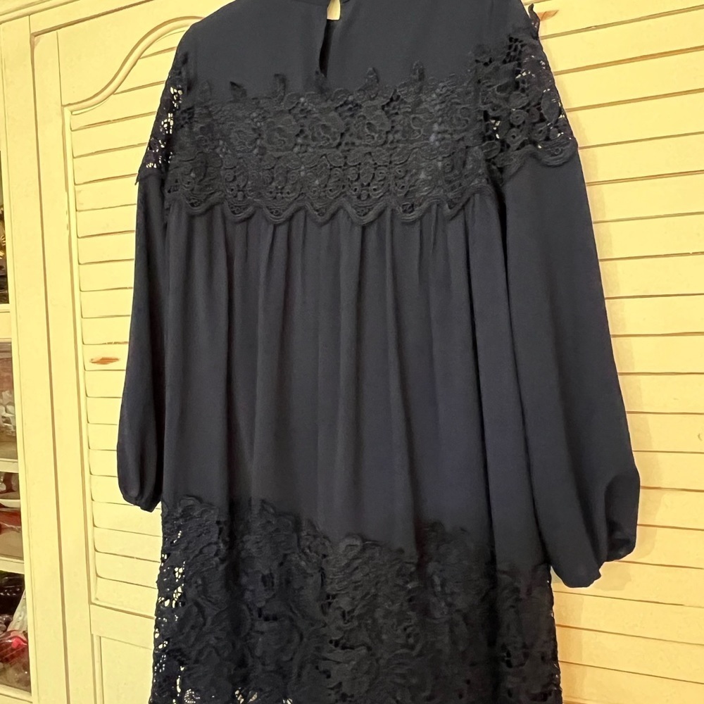 Fashion Union Blue Lace Dress Women’s Sz 6 Long Sleeved Navy Lined Dress - Picture 3 of 14
